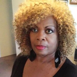 Meet your Posher, Rosalyn